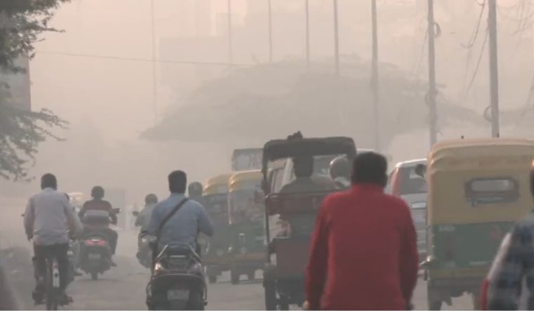 Delhi has a constant rise of pollution levels since 201